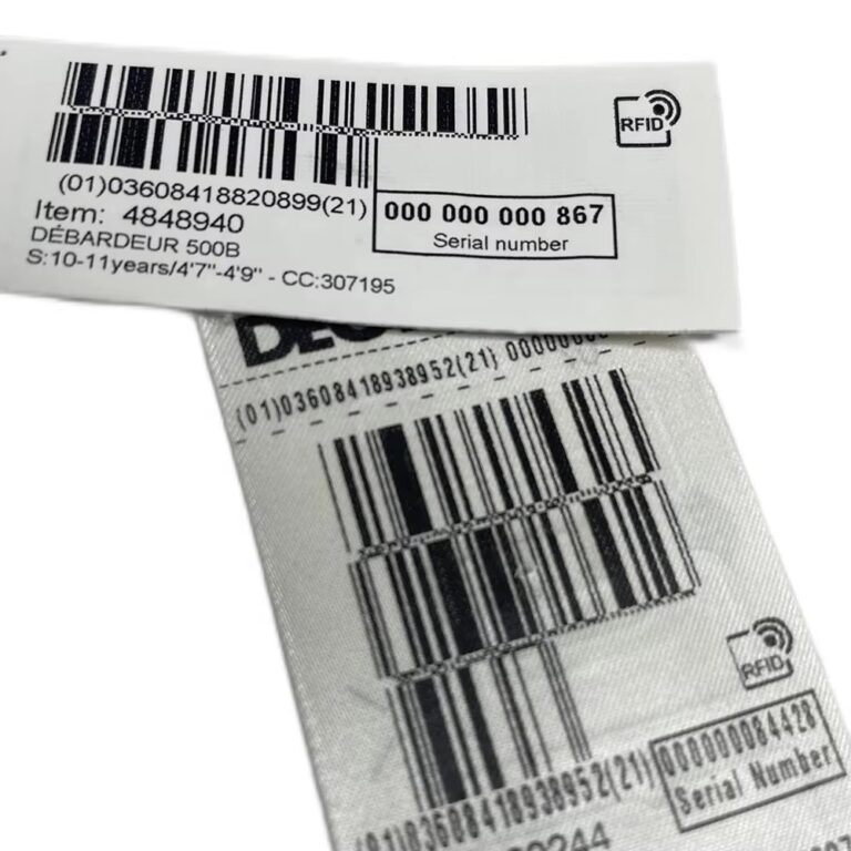 UNIQLO ഗ്ലോബൽ സ്റ്റോറുകൾ RFID ടാഗുകൾ പ്രയോഗിച്ചു