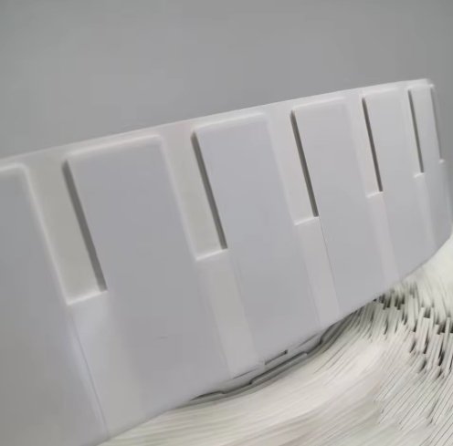 Tagi antymetalowe RFID